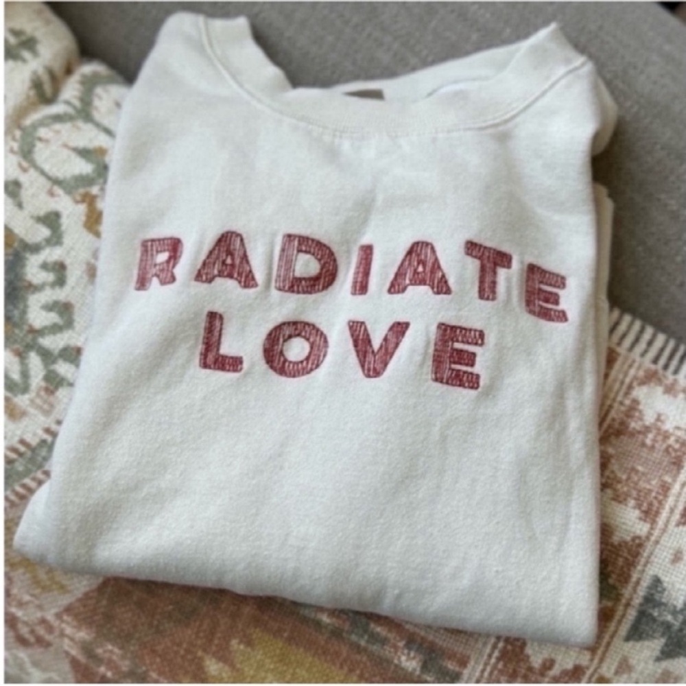 Universal Thread Cream Sweatshirt with Red Text - Picture 5 of 11